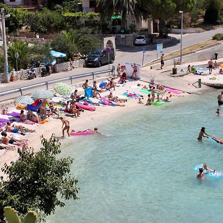 Apartments With A Parking Space Businci, Ciovo - 4667 Trogir Exterior photo